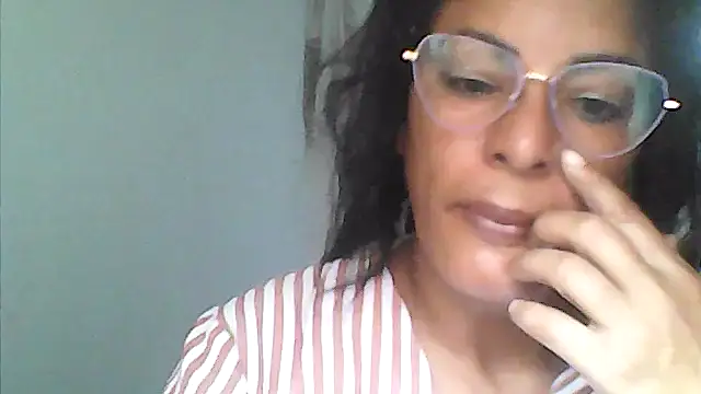 kateleyagrey online show from July 19, 2:10 pm