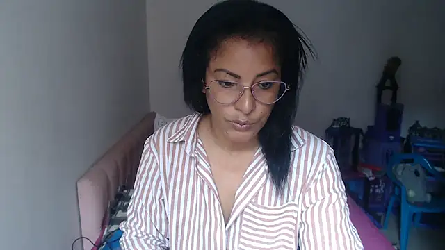 kateleyagrey online show from July 31, 12:59 pm