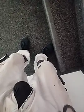 Snapshot of GeilerSchweizer chatting on October 31, 9:32 am GeilerSchweizer online show from October 31, 9:32 am