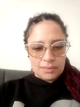 Violeta hornny online show from December 31, 3:09 pm