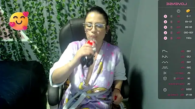 Violeta hornny online show from February 26, 11:48 pm