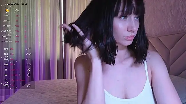 Alice Wonders online show from November 20, 6:35 am