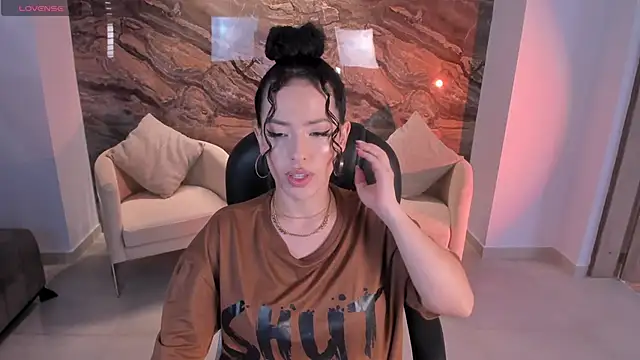 RoseFerrera online show from January 15, 8:16 pm