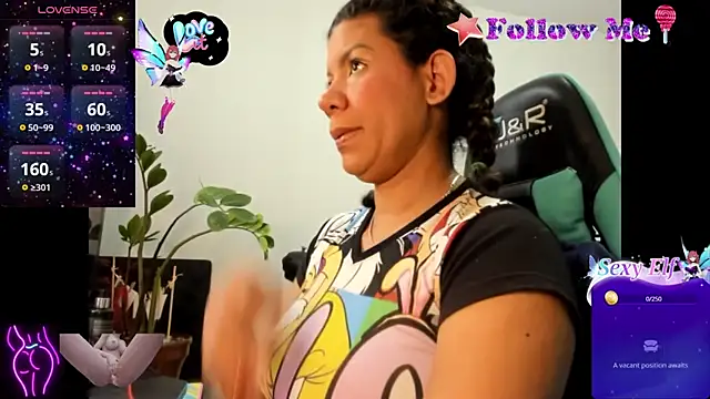 Hot Brunette34 online show from January 10, 3:18 am