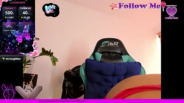 Hot Brunette34 online show from January 11, 9:15 pm