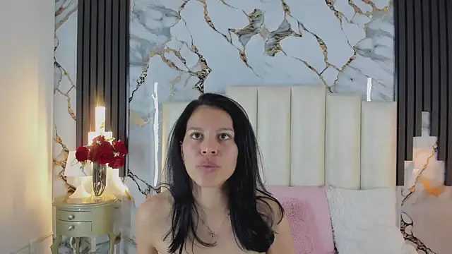 Snapshot of lulumars chatting on March 17, 4:39 am lulumars online show from March 17, 4:39 am