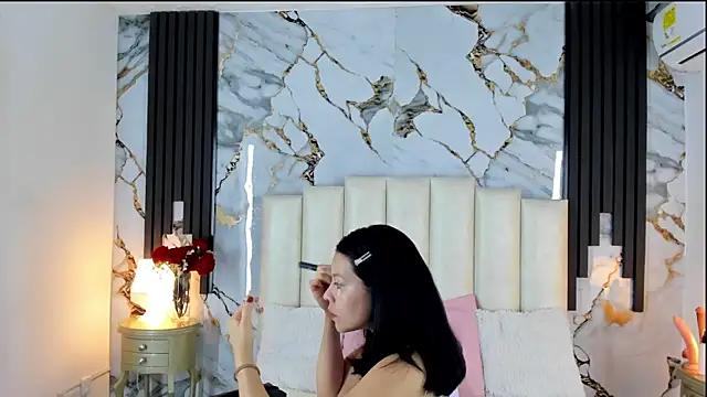 Snapshot of lulumars chatting on June 11, 4:54 am lulumars online show from June 11, 4:54 am