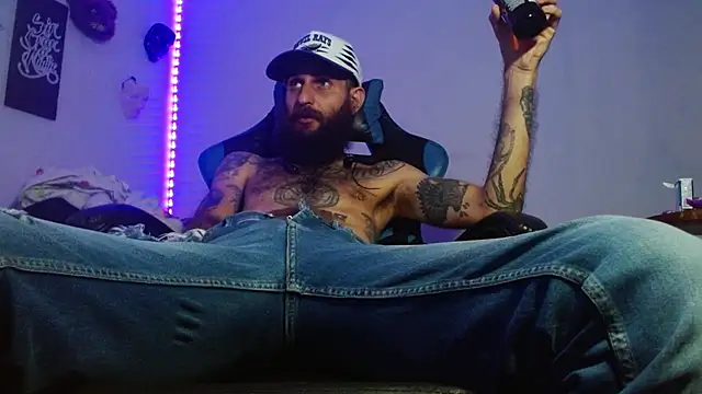 Tatted21xxx online show from February 28, 8:10 pm