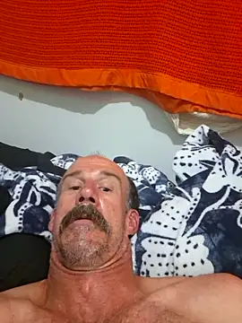 Snapshot of strollnrg069 chatting on May 6, 7:41 pm strollnrg069 online show from May 6, 7:41 pm