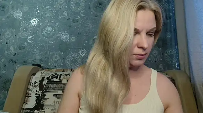 BlondeFox online show from February 3, 10:47 am