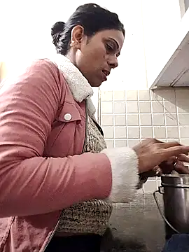 Manmohini123 online show from January 12, 11:17 am