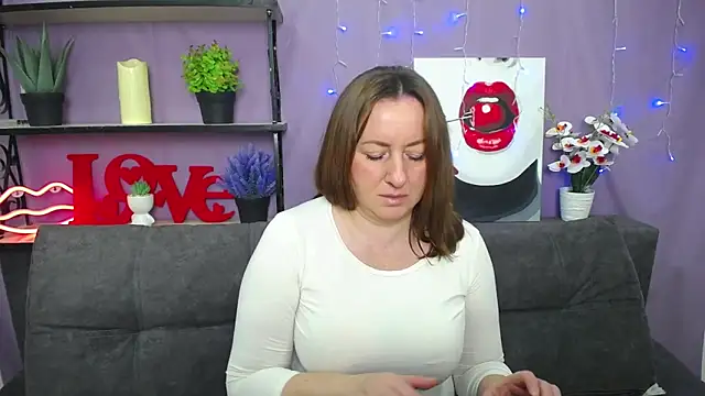 Abby Taylorr online show from March 13, 7:09 am