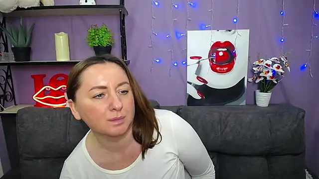 Abby Taylorr online show from March 22, 1:30 pm