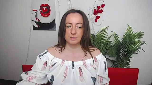 Snapshot of Abby_Taylorr chatting on May 17, 6:22 am Abby Taylorr online show from May 17, 6:22 am