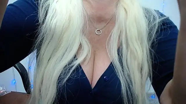 BlondyLeeBest online show from January 27, 1:26 am
