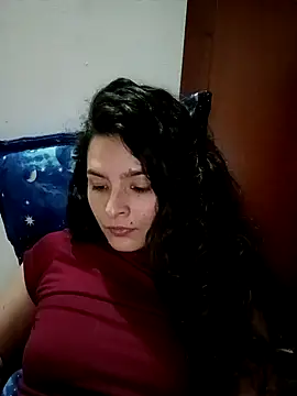 Snapshot of angela-30 chatting on November 4, 1:48 am angela-30 online show from November 4, 1:48 am