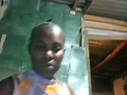 Snapshot of hairybushpussyxx1 chatting on January 3, 7:29 pm hairybushpussyxx1 online show from January 3, 7:29 pm