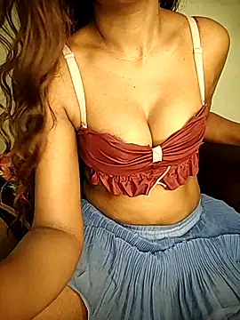 Indian-Squirt online show from March 18, 6:57 am