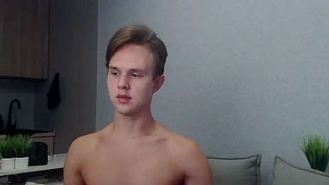 Snapshot of MartinMendez chatting on September 23, 8:50 am MartinMendez online show from September 23, 8:50 am