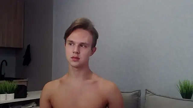 Snapshot of MartinMendez chatting on September 26, 9:02 am MartinMendez online show from September 26, 9:02 am