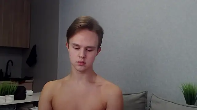 Snapshot of MartinMendez chatting on October 5, 7:39 am MartinMendez online show from October 5, 7:39 am