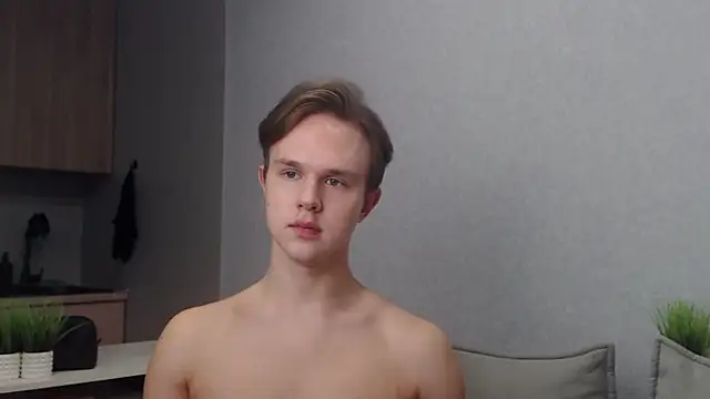 MartinMendez online show from December 21, 2:46 pm