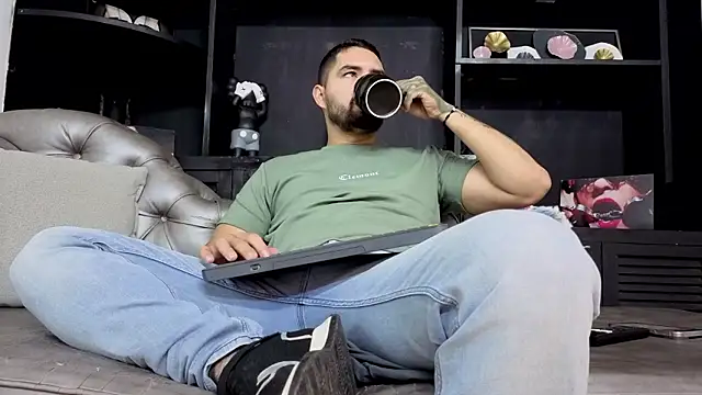 matteosantos online show from January 11, 12:10 pm