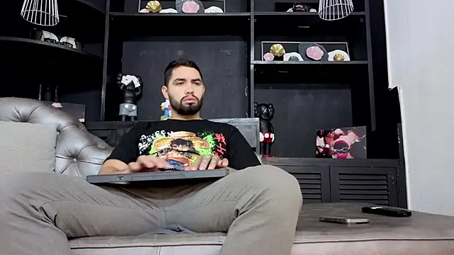 matteosantos online show from January 17, 11:59 am