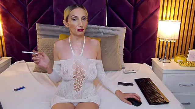 AlexaBarnes online show from July 16, 7:09 pm