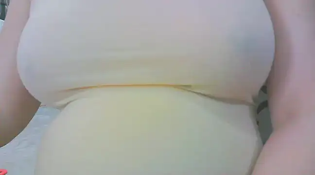 Snapshot of keepmepregnantT chatting on February 13, 8:59 am keepmepregnantT online show from February 13, 8:59 am