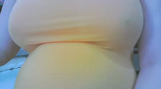 Snapshot of keepmepregnantT chatting on March 15, 12:13 pm keepmepregnantT online show from March 15, 12:13 pm