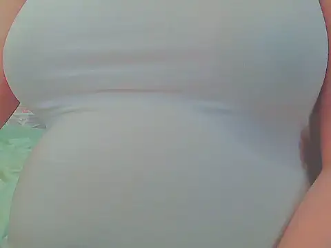 Snapshot of keepmepregnantT chatting on November 4, 11:09 am keepmepregnantT online show from November 4, 11:09 am