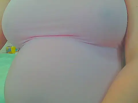 Snapshot of keepmepregnantT chatting on November 6, 11:00 am keepmepregnantT online show from November 6, 11:00 am