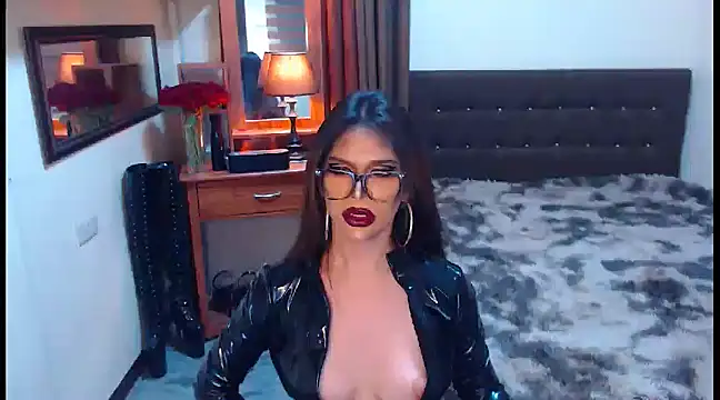 EXTREMELYDOM online show from January 22, 2:46 pm