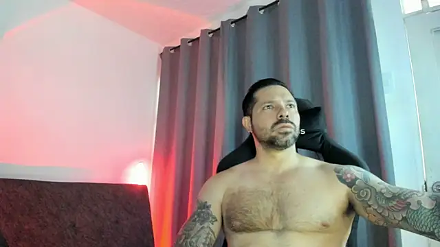 Snapshot of Pierre_Vidal chatting on July 8, 6:34 pm Pierre Vidal online show from July 8, 6:34 pm