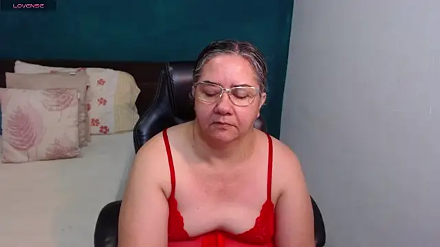 scaelettdubois online show from June 14, 10:23 pm