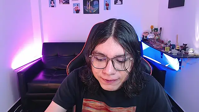 malik harrison   online show from September 25, 3:38 pm