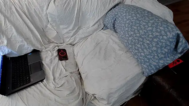 EmoDream1998 online show from January 8, 6:31 am