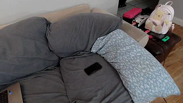 EmoDream1998 online show from March 12, 1:58 am