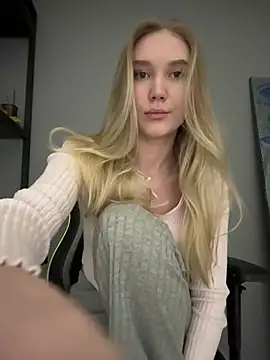 Snapshot of MariaTull chatting on March 21, 2:28 am MariaTull online show from March 21, 2:28 am