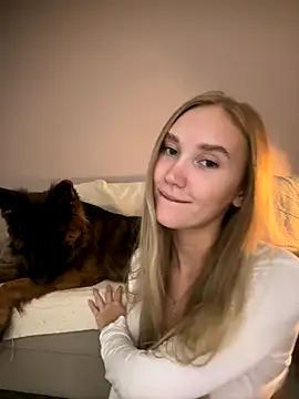 Snapshot of MariaTull chatting on October 13, 5:24 pm MariaTull online show from October 13, 5:24 pm