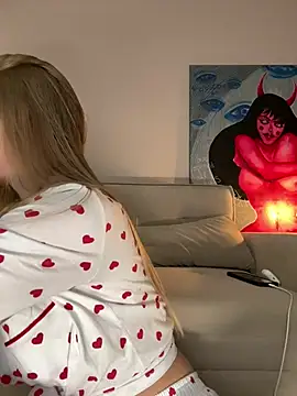 MariaTull online show from June 17, 10:32 pm