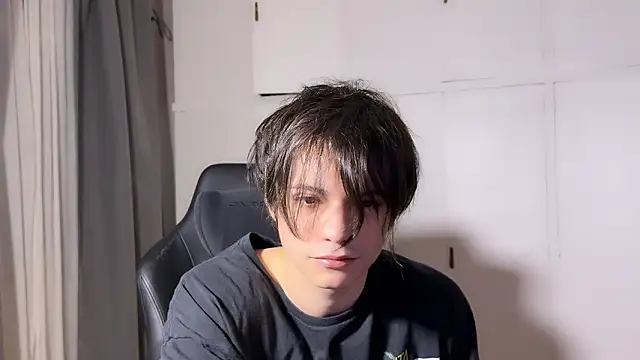 SasukeUhchiaa online show from February 12, 2:17 am