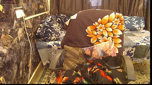 Snapshot of sexyrihana1 chatting on November 11, 6:57 am sexyrihana1 online show from November 11, 6:57 am