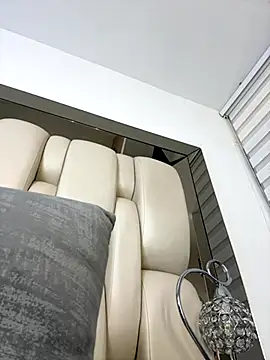 ALISSON FOXXX1 online show from October 2, 9:00 pm