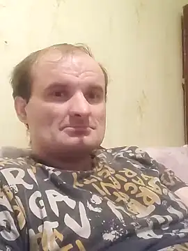 Snapshot of 185322 chatting on January 21, 3:54 pm 185322 online show from January 21, 3:54 pm