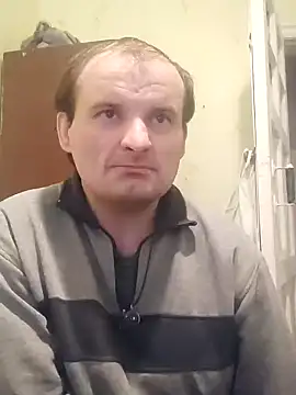 Snapshot of 185322 chatting on February 8, 6:33 am 185322 online show from February 8, 6:33 am