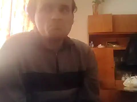 Snapshot of 185322 chatting on February 16, 11:38 am 185322 online show from February 16, 11:38 am