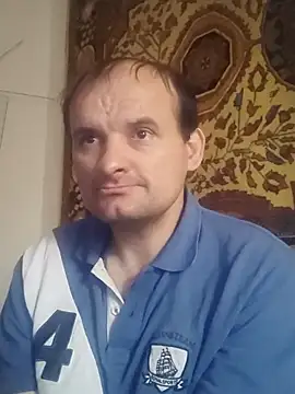 Snapshot of 185322 chatting on October 9, 7:50 am 185322 online show from October 9, 7:50 am