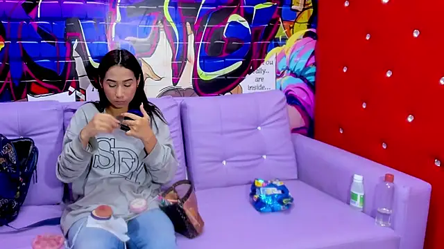 miacam-hot online show from December 21, 12:23 pm